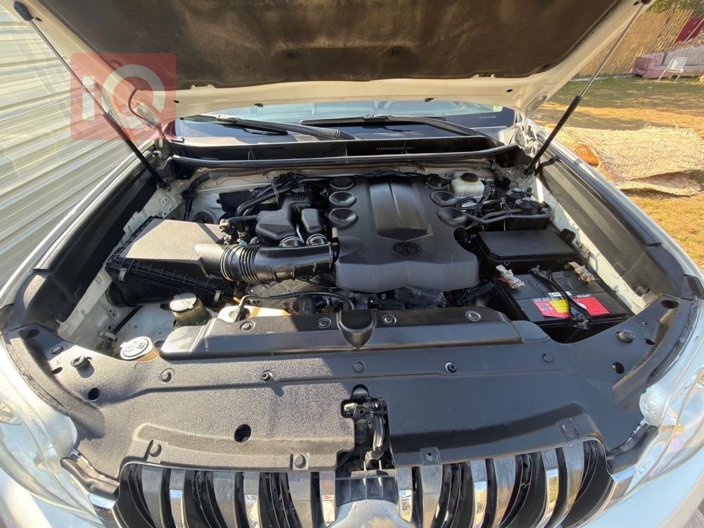 تويوتا لاندكروزر برادو